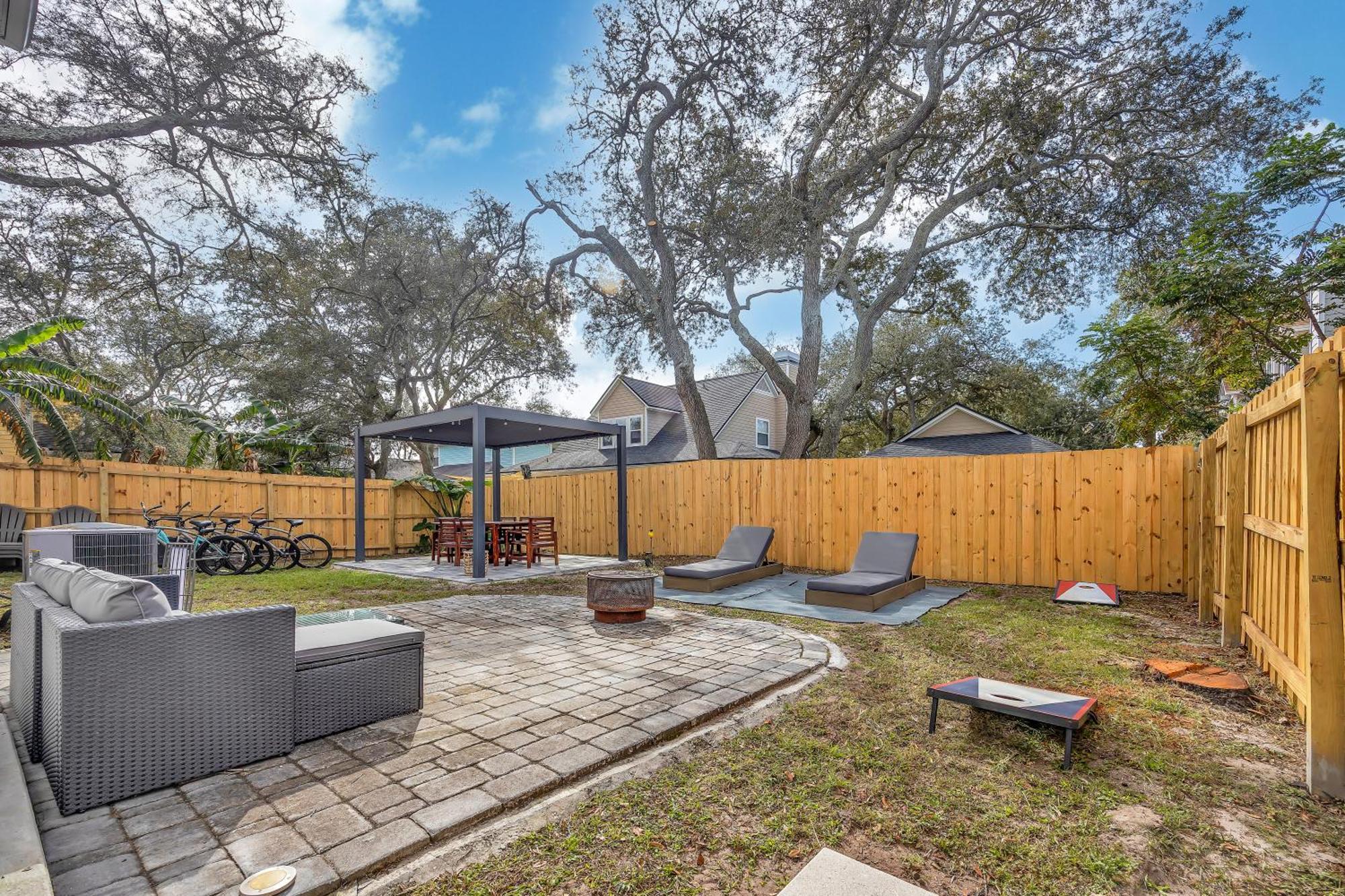 {Hidden Gem} Beach Home Blocks From Ocean +6 Bikes Jacksonville Beach Extérieur photo