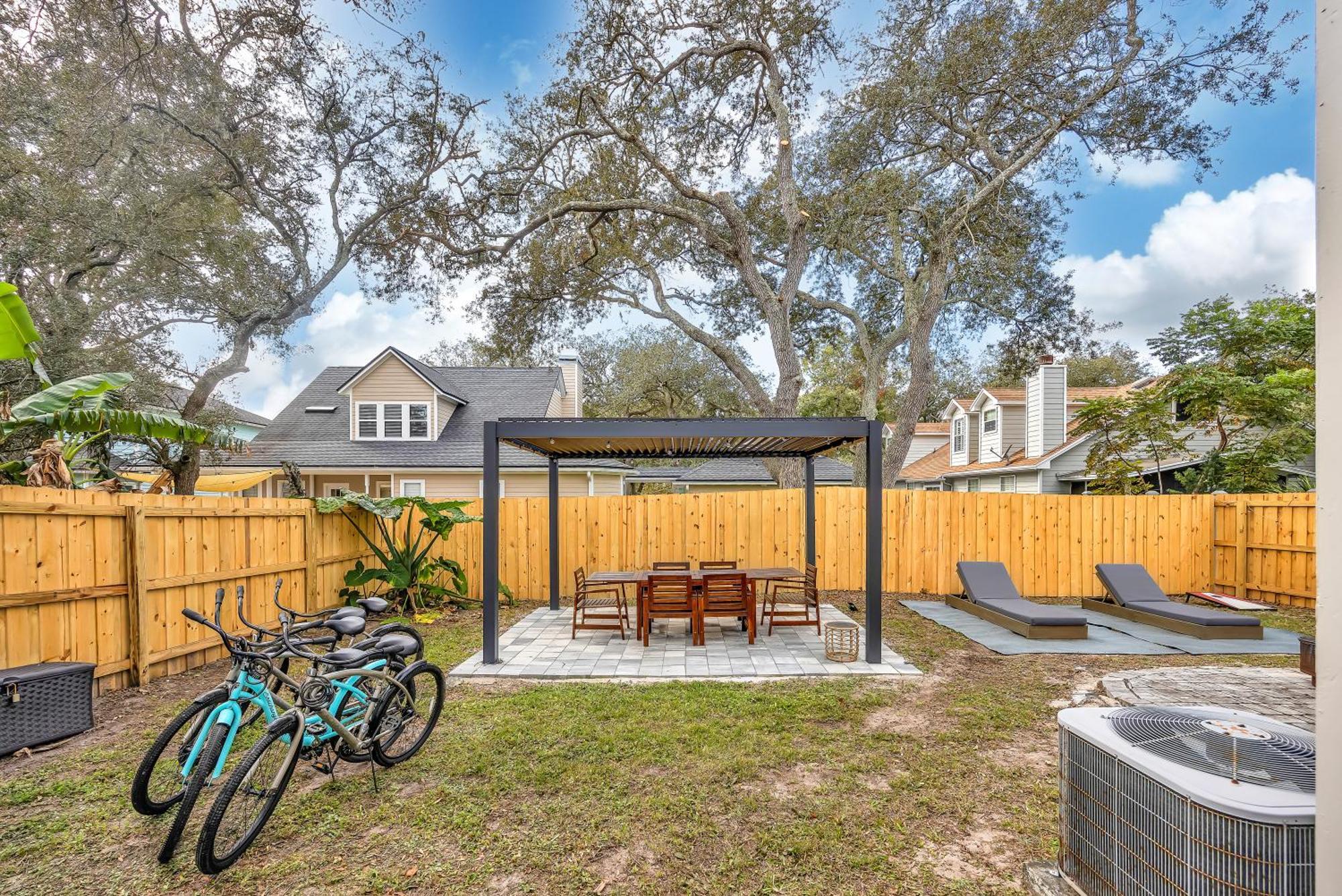{Hidden Gem} Beach Home Blocks From Ocean +6 Bikes Jacksonville Beach Extérieur photo