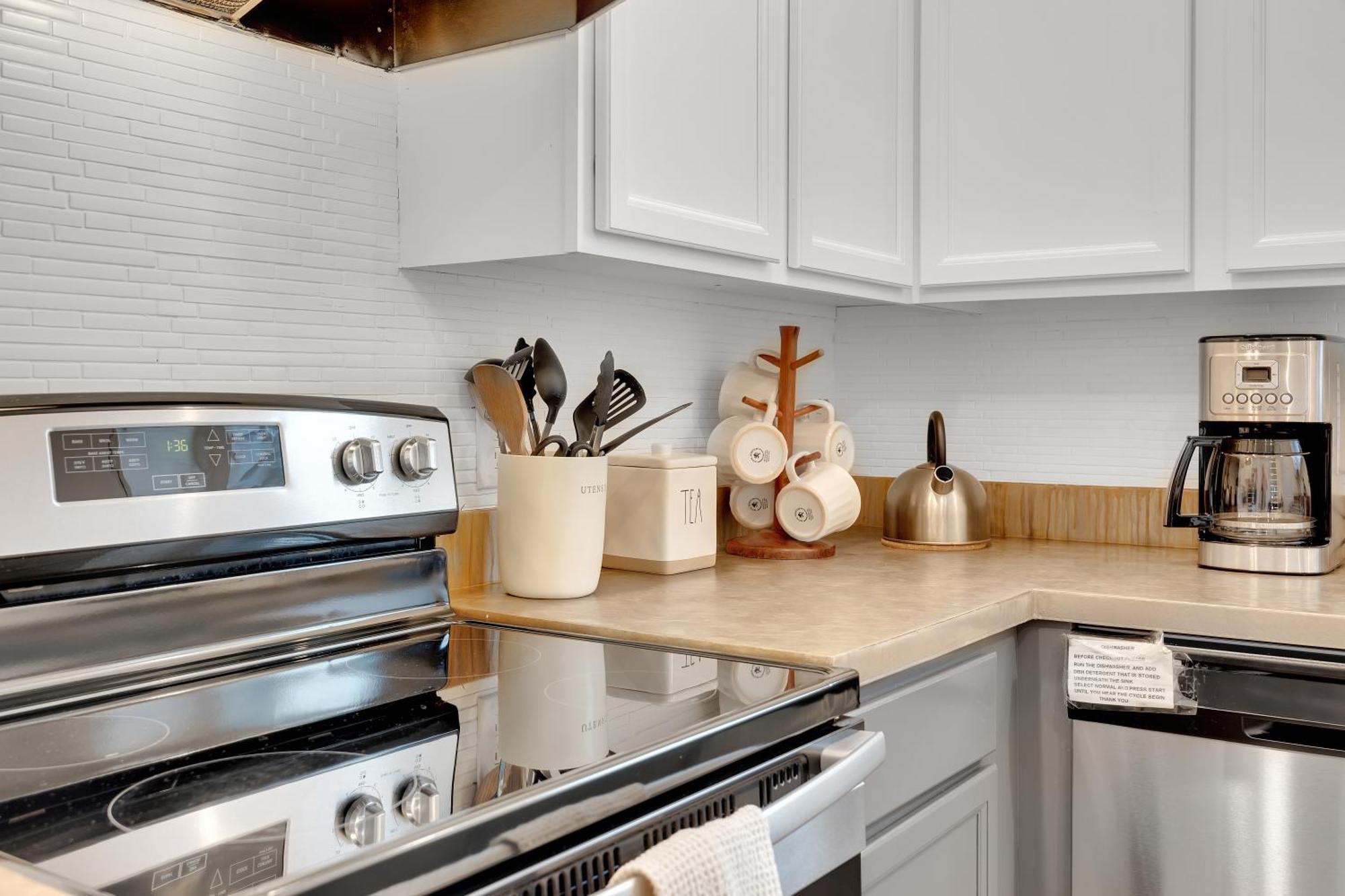 {Hidden Gem} Beach Home Blocks From Ocean +6 Bikes Jacksonville Beach Extérieur photo
